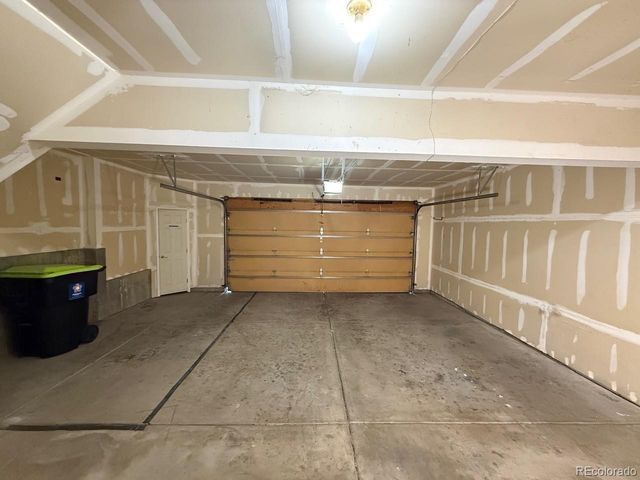 9805 W Hinsdale Place, Littleton, CO 80128