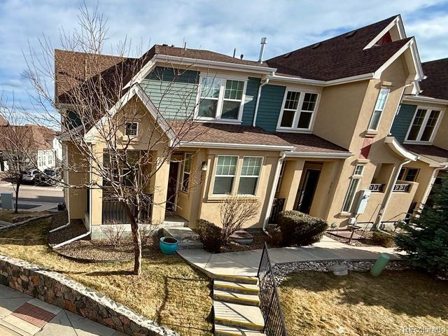 9805 W Hinsdale Place, Littleton, CO 80128