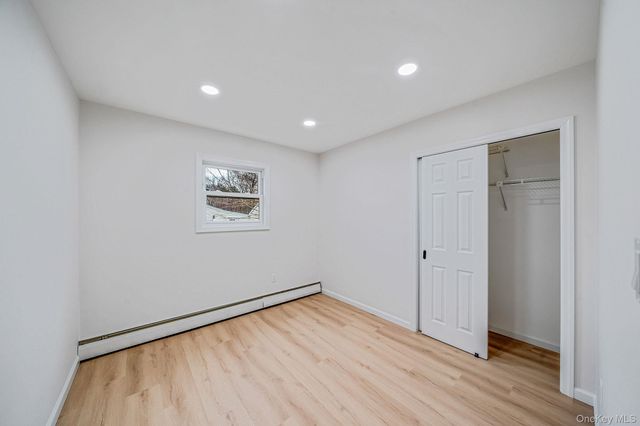 10 Cottonwood Avenue, Port Jefferson Station, NY 11776