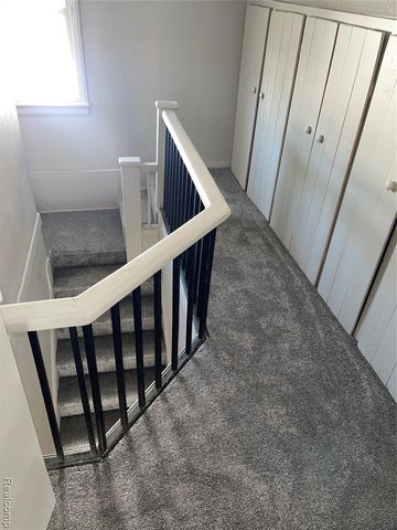 940 Saint Johns Boulevard, Lincoln Park, MI 48146