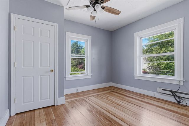 428 9th Avenue, Woonsocket, RI 02895