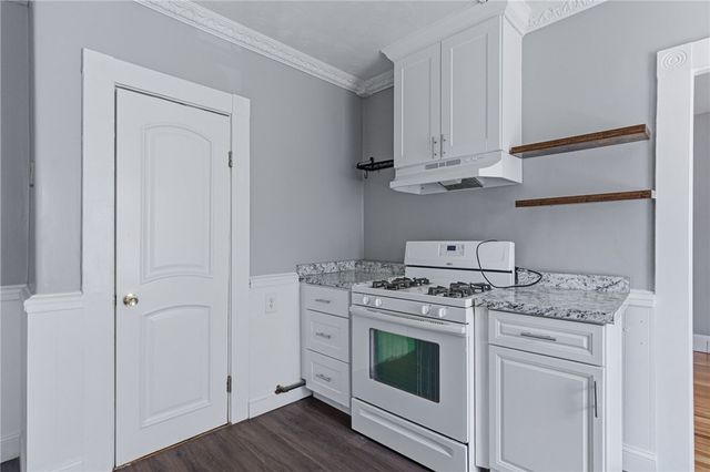 428 9th Avenue, Woonsocket, RI 02895