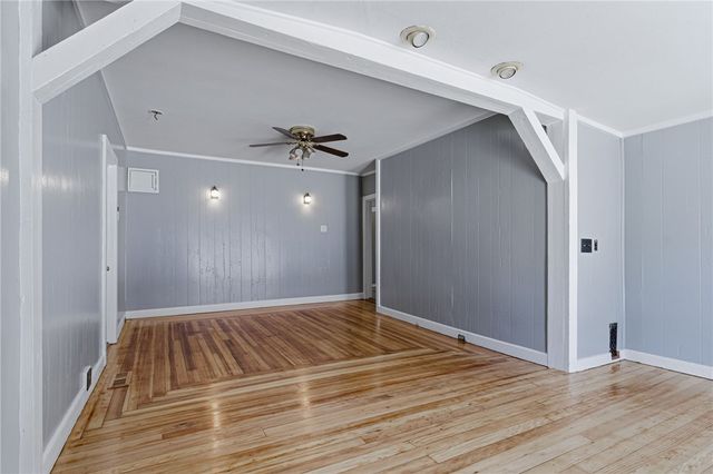 428 9th Avenue, Woonsocket, RI 02895