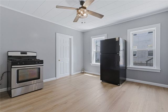 428 9th Avenue, Woonsocket, RI 02895