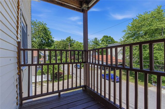 428 9th Avenue, Woonsocket, RI 02895