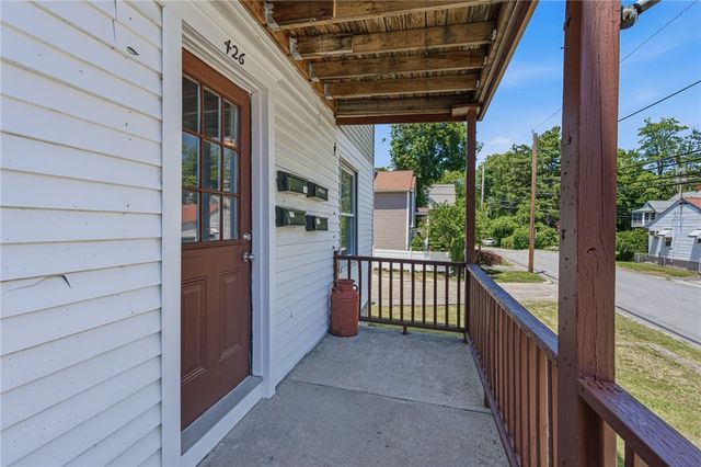 428 9th Avenue, Woonsocket, RI 02895