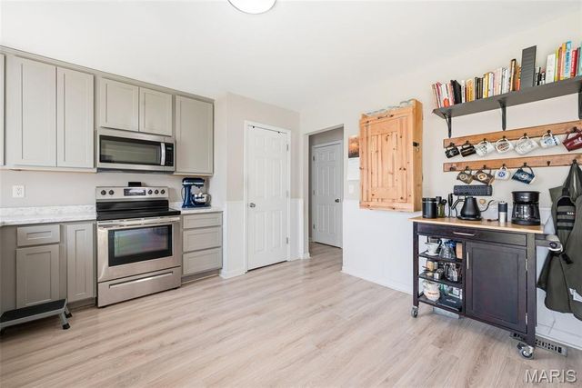 626 Lime Rock Drive, St Charles, MO 63304