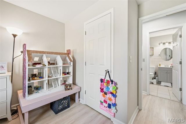 626 Lime Rock Drive, St Charles, MO 63304