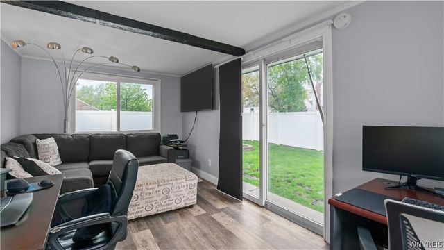 45 Mayfield Avenue, Tonawanda, NY 14150