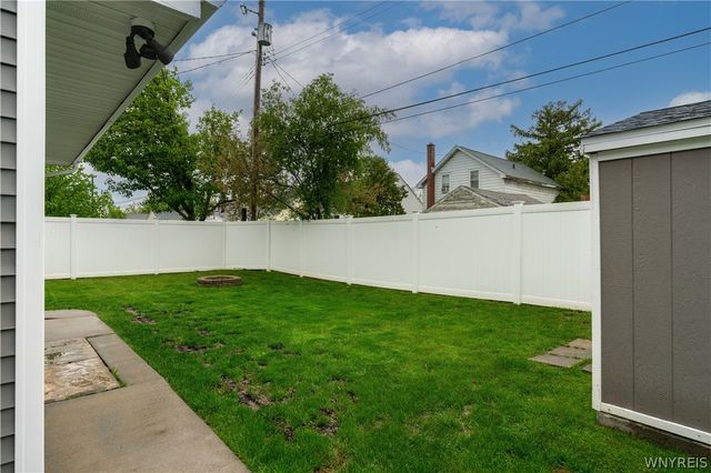 45 Mayfield Avenue, Tonawanda, NY 14150