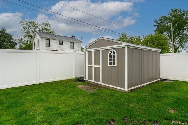 45 Mayfield Avenue, Tonawanda, NY 14150