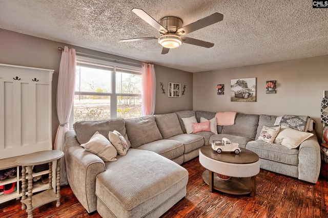 863 Calks Ferry Road, Lexington, SC 29072