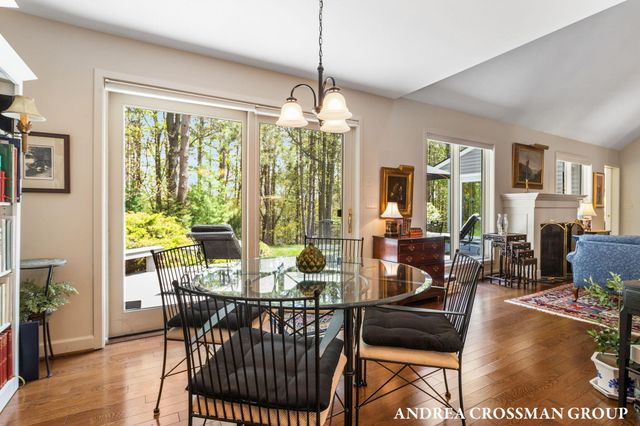 2003 W Lakewood Boulevard, Holland, MI 49424
