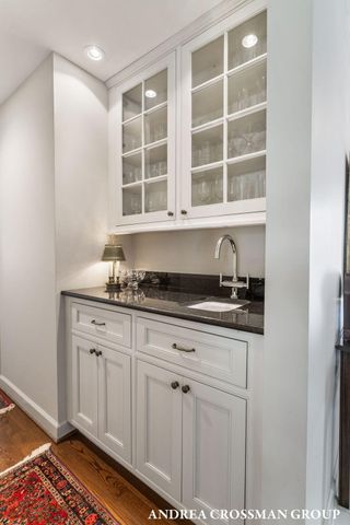 2003 W Lakewood Boulevard, Holland, MI 49424