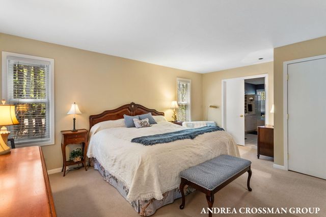2003 W Lakewood Boulevard, Holland, MI 49424