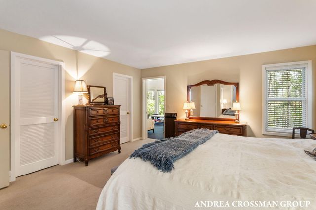 2003 W Lakewood Boulevard, Holland, MI 49424