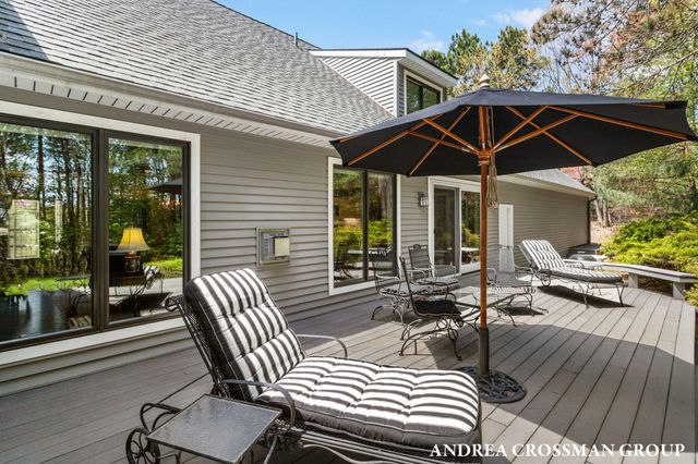 2003 W Lakewood Boulevard, Holland, MI 49424