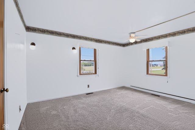455 E US HWY 52, Rushville, IN 46173