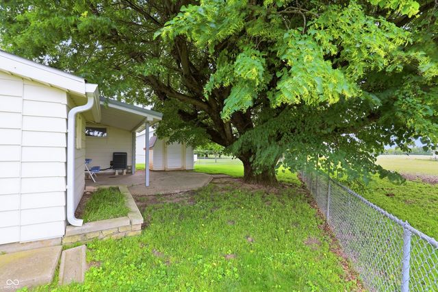 455 E US HWY 52, Rushville, IN 46173