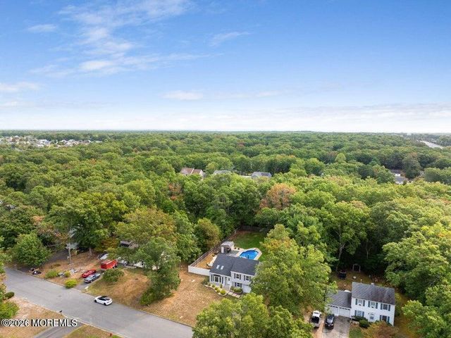 12 6th Street, Barnegat, NJ 08005