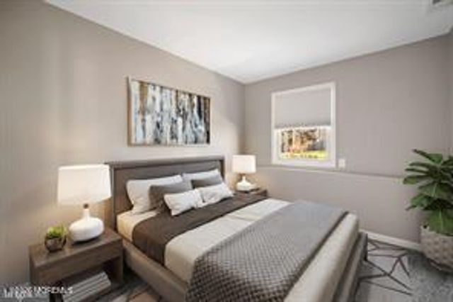 12 6th Street, Barnegat, NJ 08005