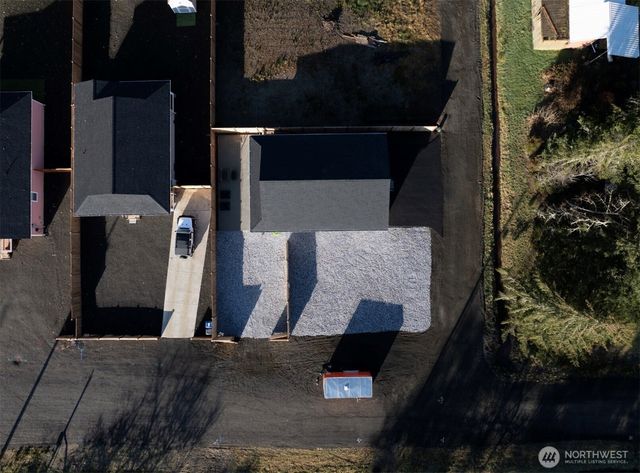 708 N 3rd Street, Westport, WA 98595