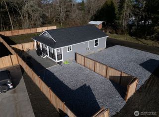 708 N 3rd Street, Westport, WA 98595