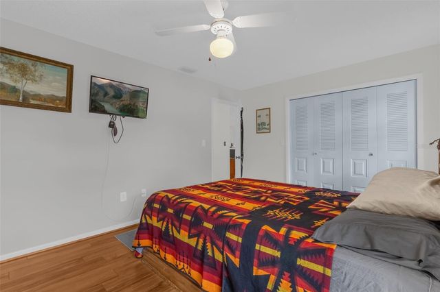5202 SYDNEY ROAD, Fruitland Park, FL 34731