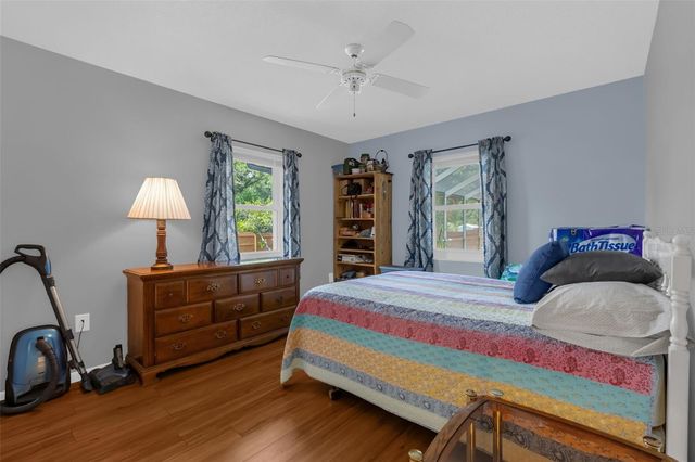 5202 SYDNEY ROAD, Fruitland Park, FL 34731