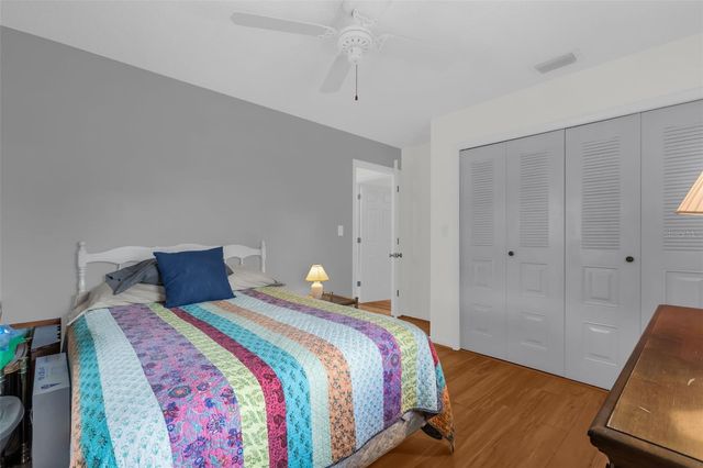 5202 SYDNEY ROAD, Fruitland Park, FL 34731