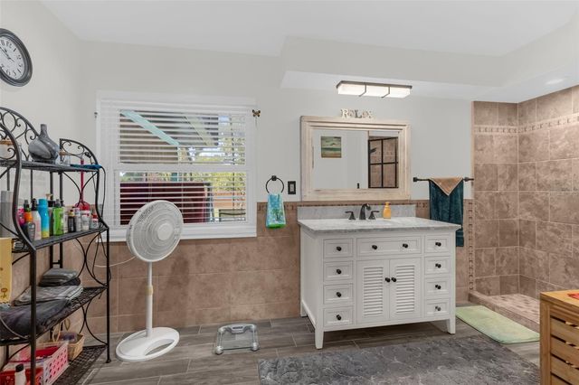 5202 SYDNEY ROAD, Fruitland Park, FL 34731