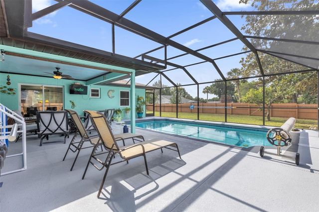 5202 SYDNEY ROAD, Fruitland Park, FL 34731