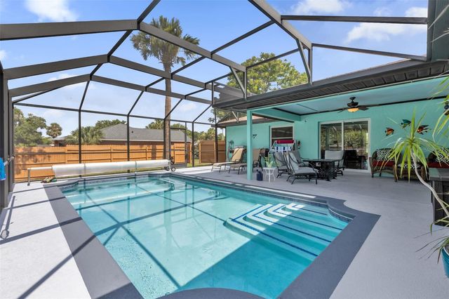 5202 SYDNEY ROAD, Fruitland Park, FL 34731