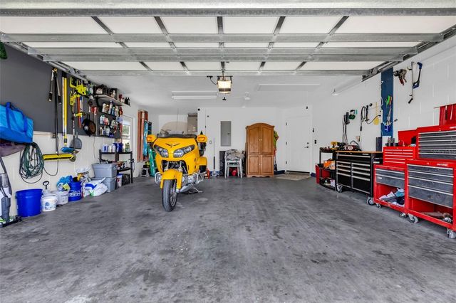 5202 SYDNEY ROAD, Fruitland Park, FL 34731