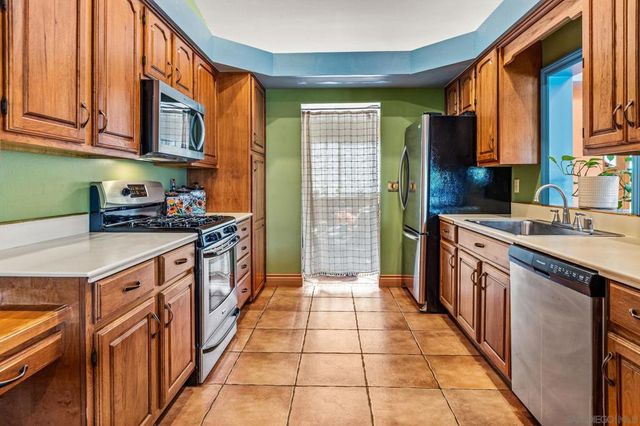 2029 Oro Verde, Escondido, CA 92027