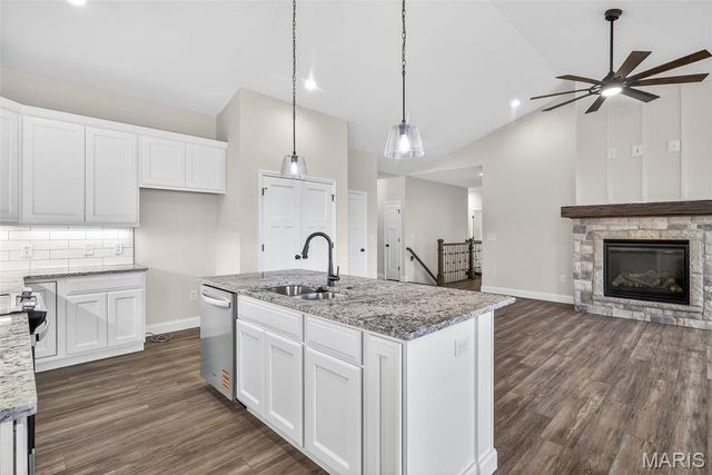 1700 Scenic Drive, Festus, MO 63028