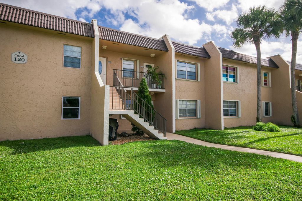 120 Lake Meryl Drive 117, West Palm Beach, FL 33411