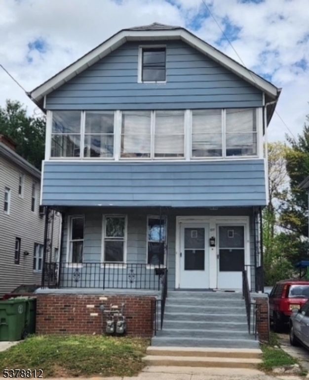 395 E 9Th Ave, Roselle Boro, NJ 07203