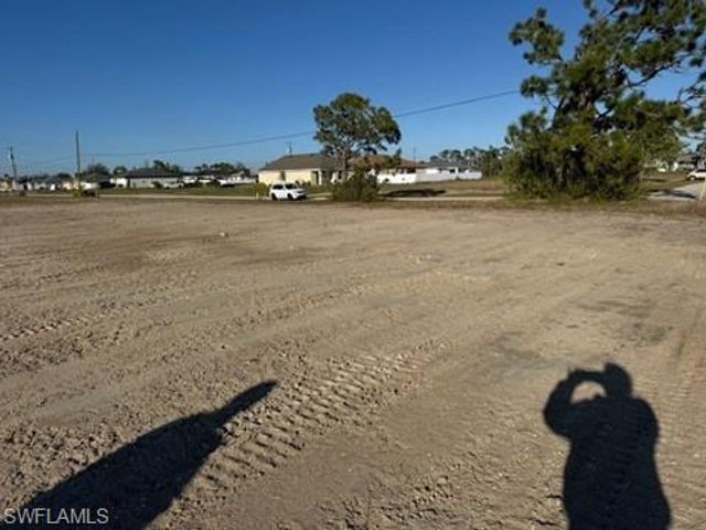 1018 NW 22nd PL, Cape Coral, FL 33993