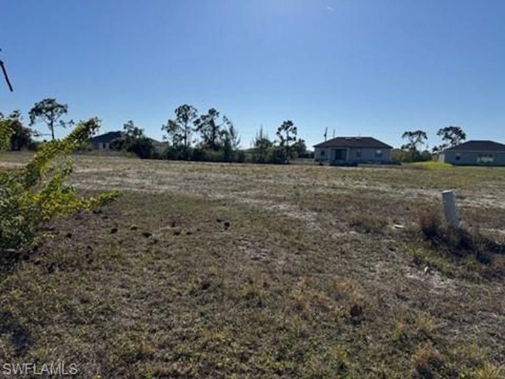 1018 NW 22nd PL, CAPE CORAL, FL 33993 — photo 4