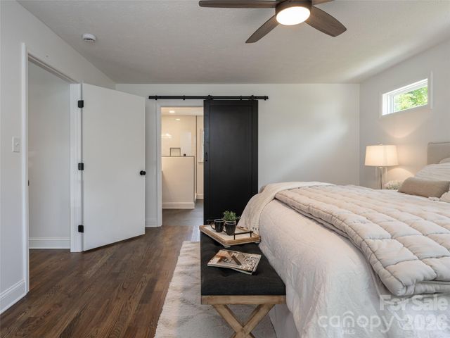 21 W Chapel Road, Asheville, NC 28803