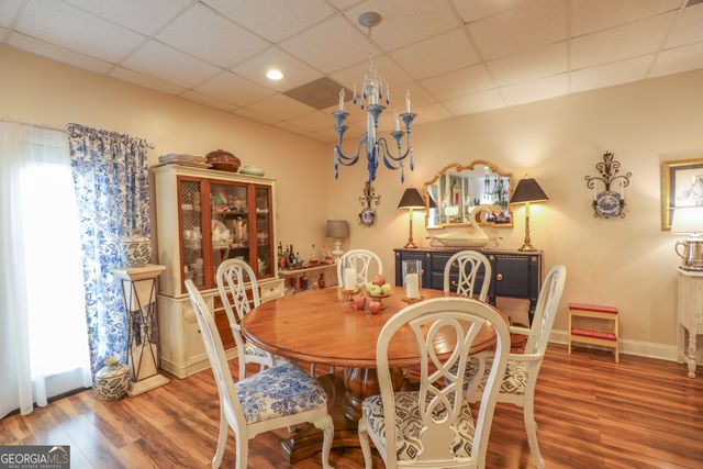 151 W Washington Street, Milledgeville, GA 31061