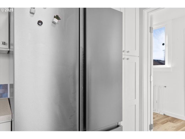 701 S 5TH Ave, Kelso, WA 98626