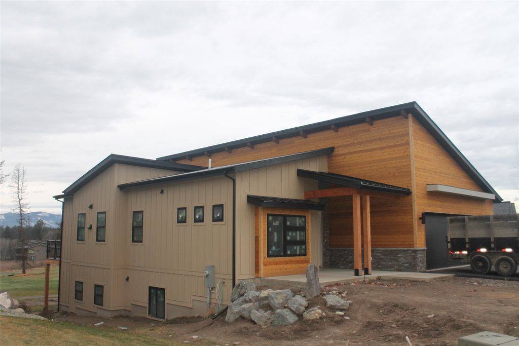 116 Golden Bear Drive, Bigfork, MT 59911 photo 2