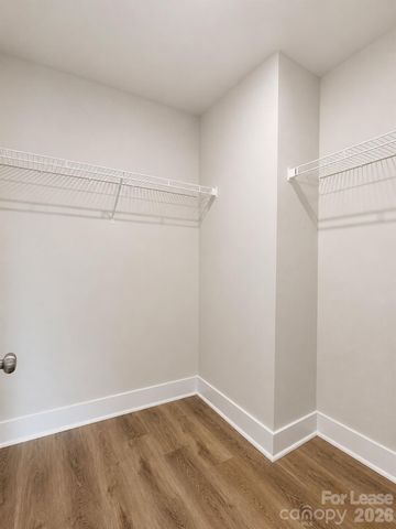 4634 Dogwood Place, Charlotte, NC 28212