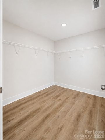4634 Dogwood Place, Charlotte, NC 28212