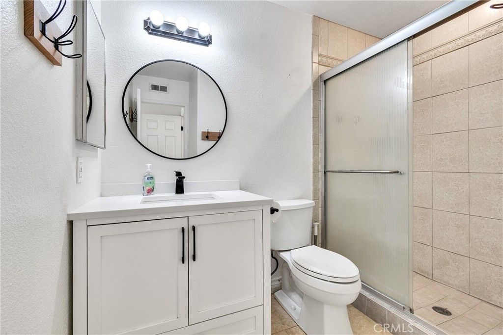 Image 14 of property listing at 1171 Stone Pine Lane C, Corona, CA 92879