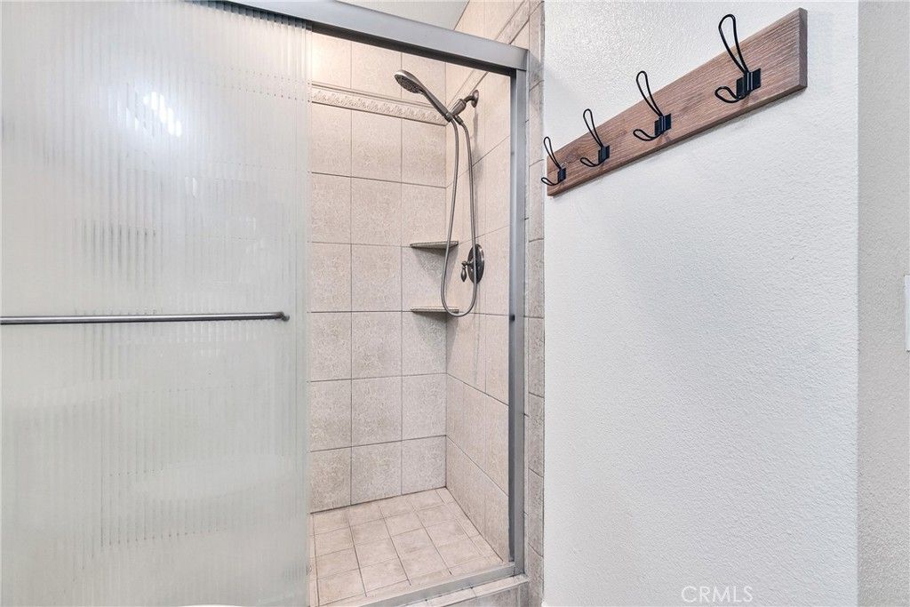 Image 15 of property listing at 1171 Stone Pine Lane C, Corona, CA 92879