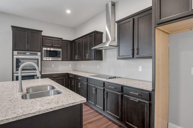 965 Hunters Ln, Springfield, TN 37172