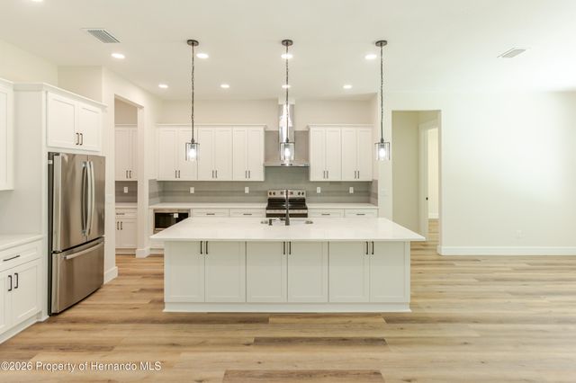 16098 Mellon Road, Weeki Wachee, FL 34614